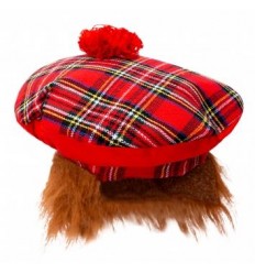 CZAPKA SZKOTA Z BOKOBRODAMI KRATKA CZERWONA